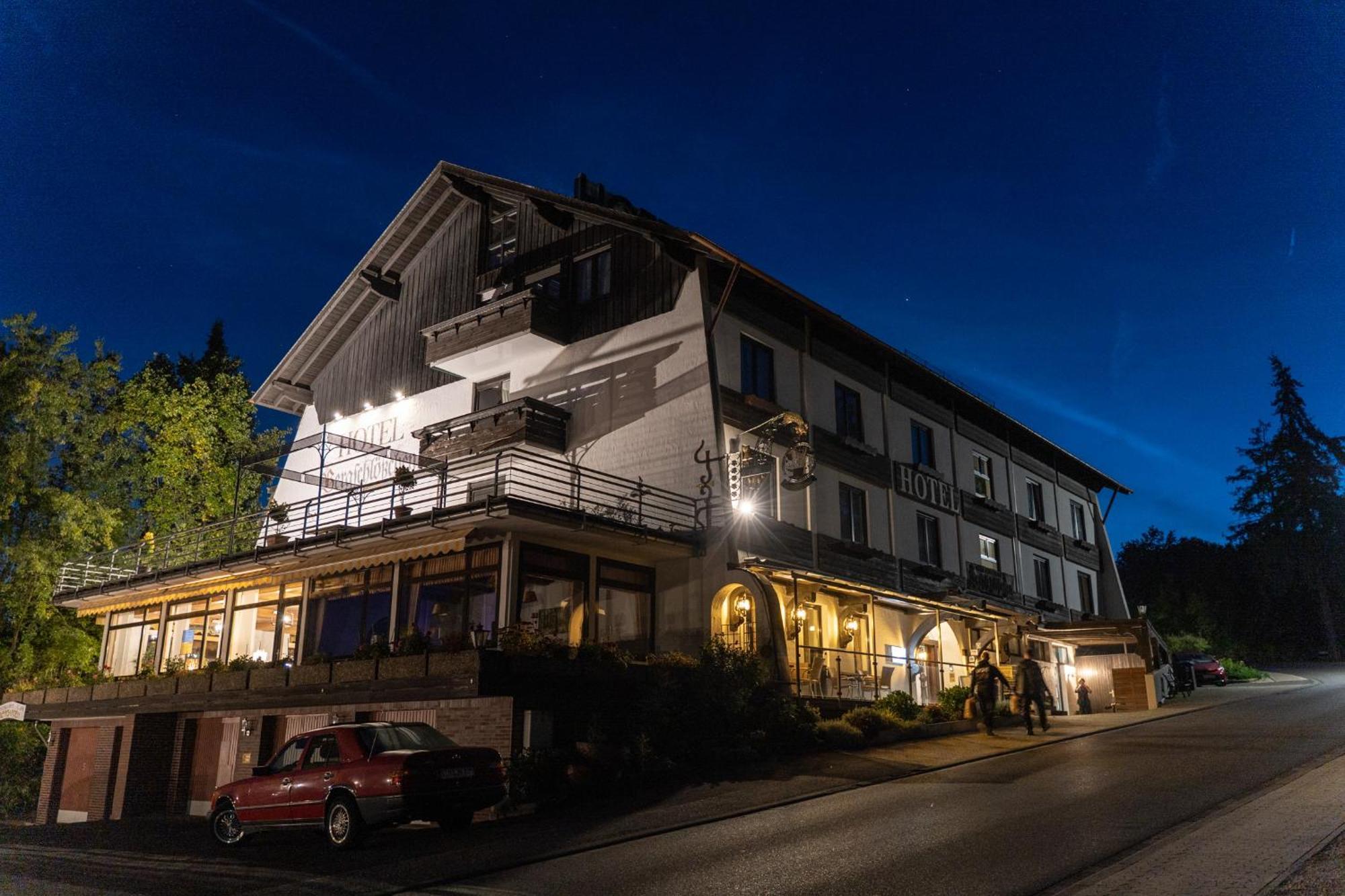 זימרן Hotel Bergschloesschen מראה חיצוני תמונה