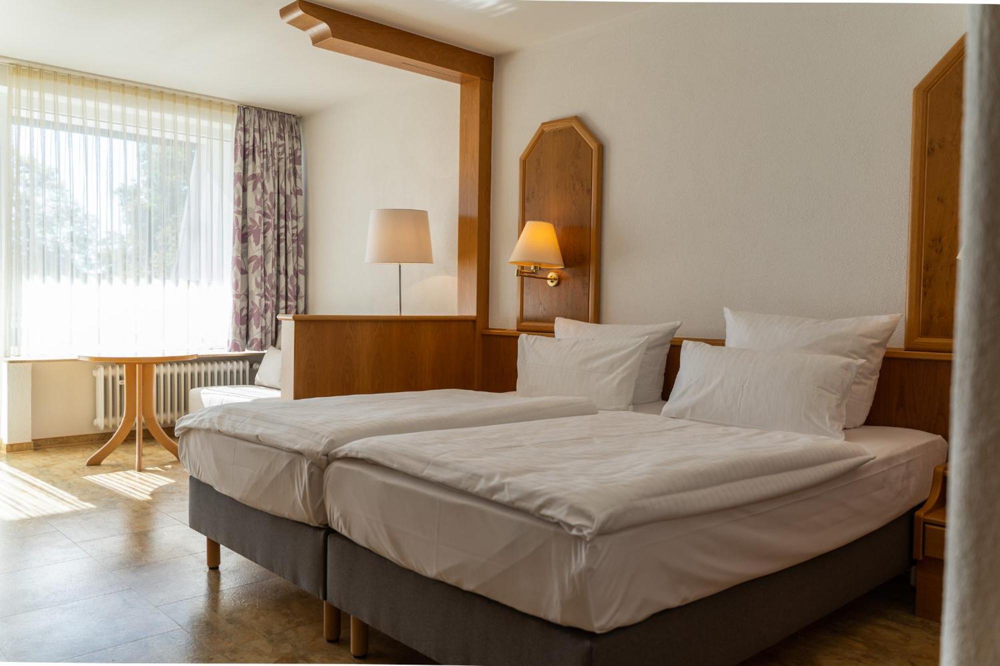זימרן Hotel Bergschloesschen מראה חיצוני תמונה