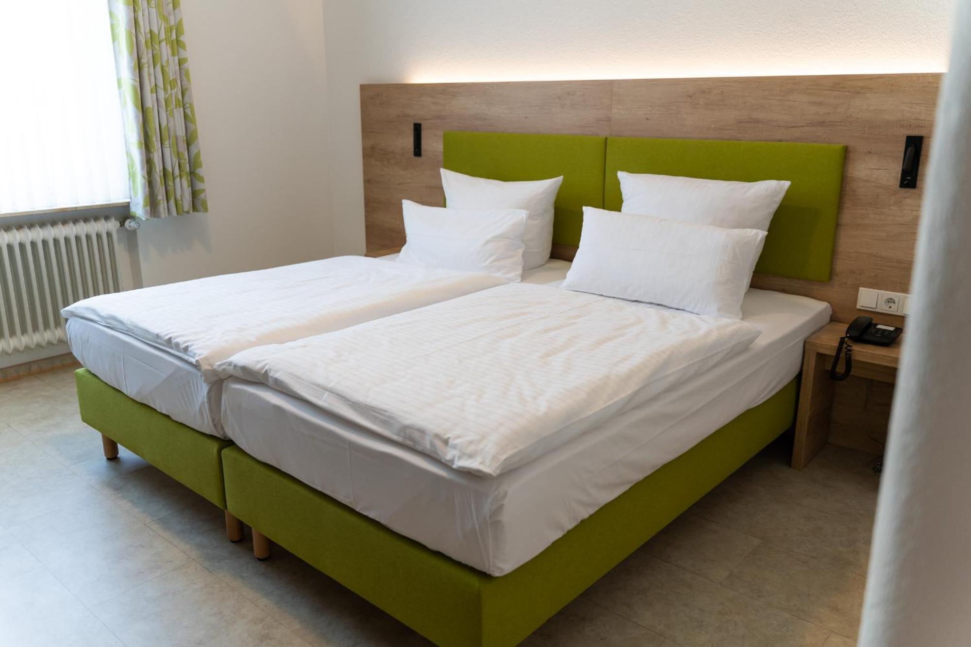 זימרן Hotel Bergschloesschen מראה חיצוני תמונה